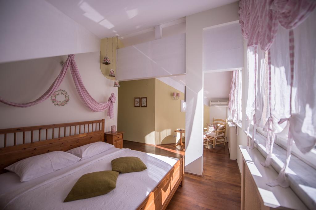 Zaprešić Guesthouse Trajbar Team מראה חיצוני תמונה