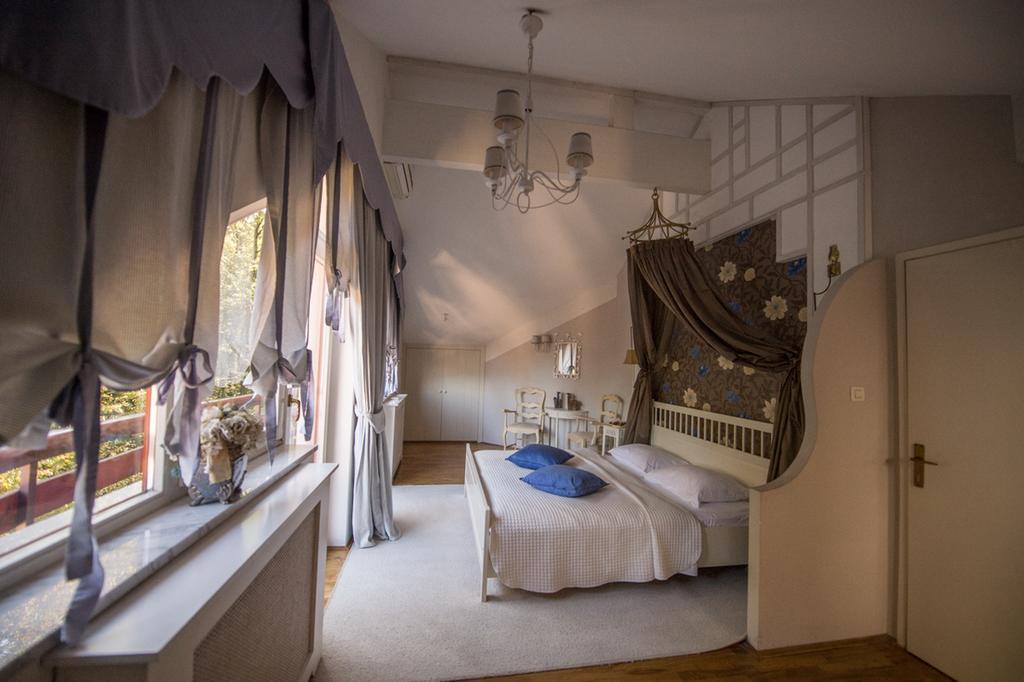 Zaprešić Guesthouse Trajbar Team מראה חיצוני תמונה